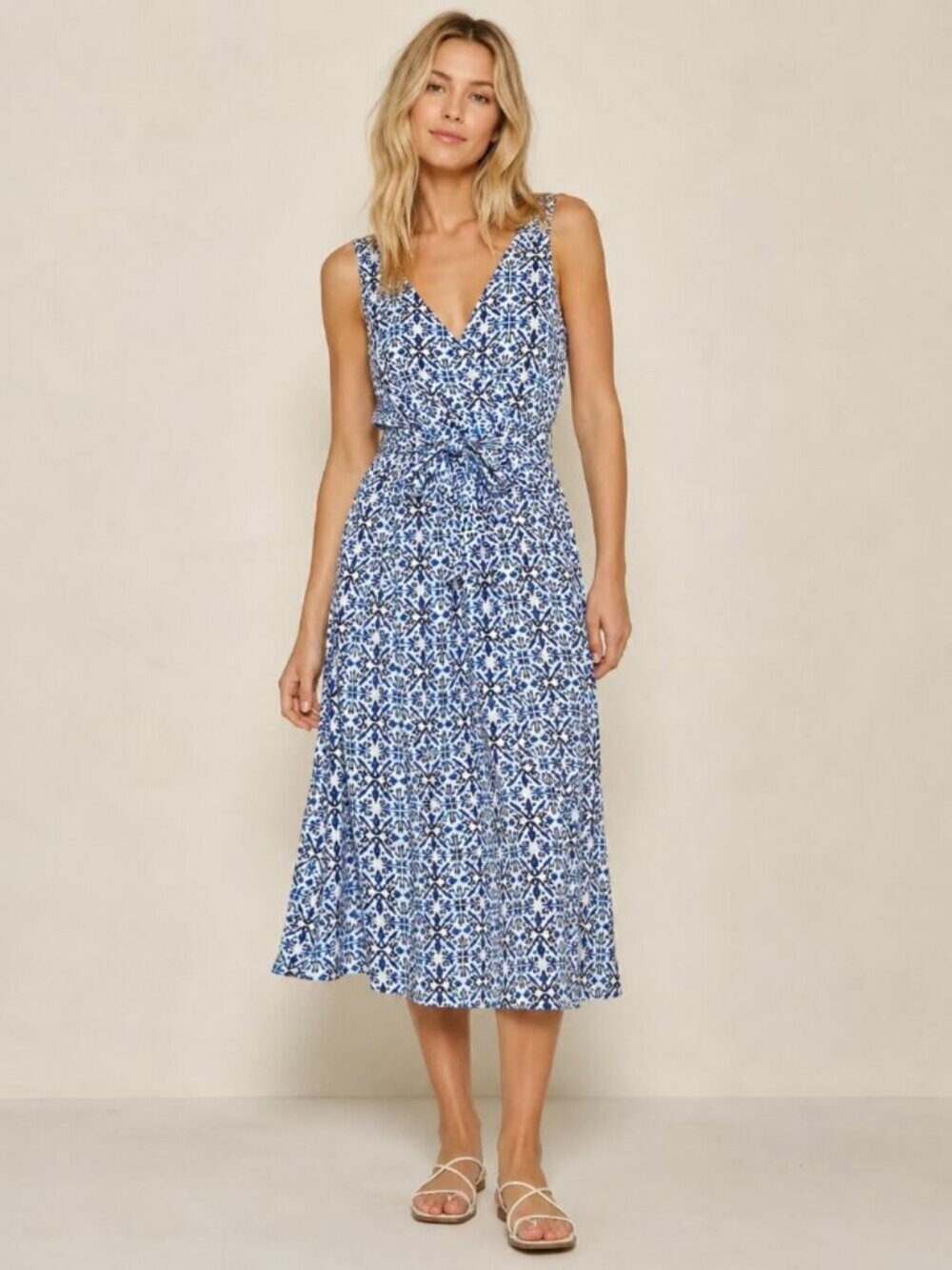 NWT White House Black Market Belted Midi Dress Graphic Tile Cobalt 12